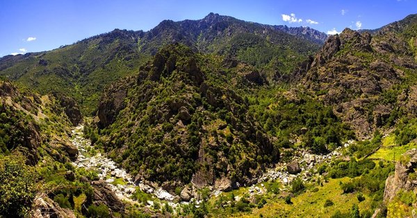 Le camping en Corse, tout ce qu'il faut savoir !