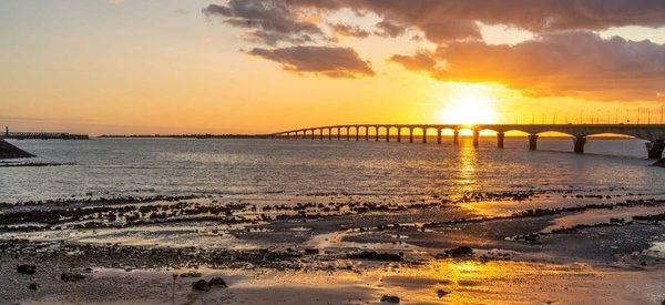 Vacances en famille au camping 4 étoiles les Varennes sur l'île de Ré