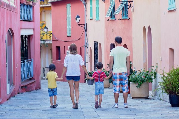 Vacances en famille abordables au Pays basque - Les meilleurs campings pour votre budget !
